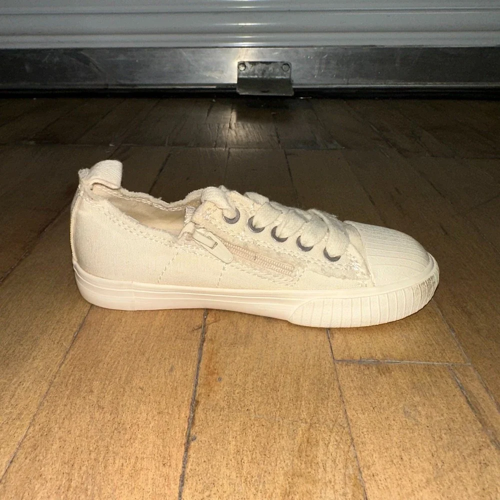 Zara Sneakers Toddler Size 9.5 Off White Low Top Side Zipper‎ Comfort Lace Up